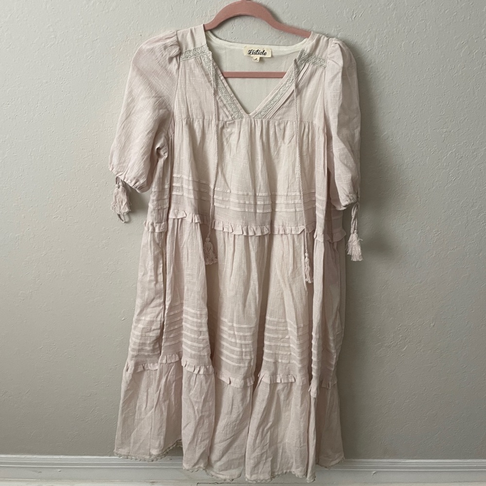 Pale pink dress from Mint Julep Boutique